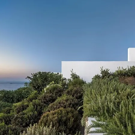The Edge Luxury Summer House * Αγία Ειρήνη Πάρου